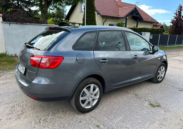 Seat Ibiza cena 24800 przebieg: 190000, rok produkcji 2015 z Elbląg małe 232